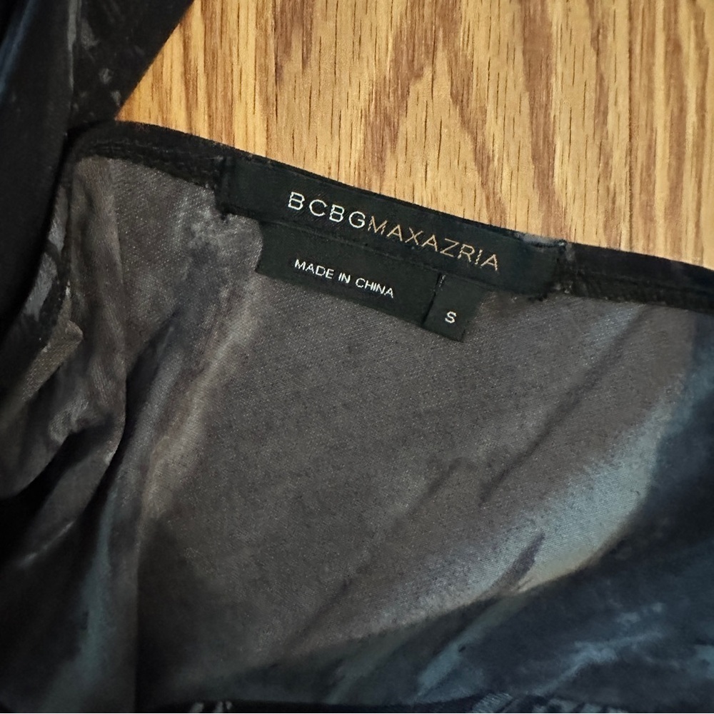 BCBGMAXAZRIA Retro Early 00’s Black Marble Print Sleeveless Tunic Size Small - Picture 2 of 14